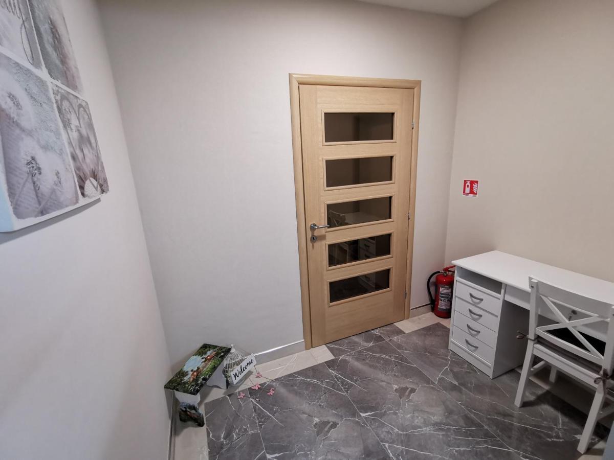 Apartman Bozur **** Satnica Dakovacka Esterno foto